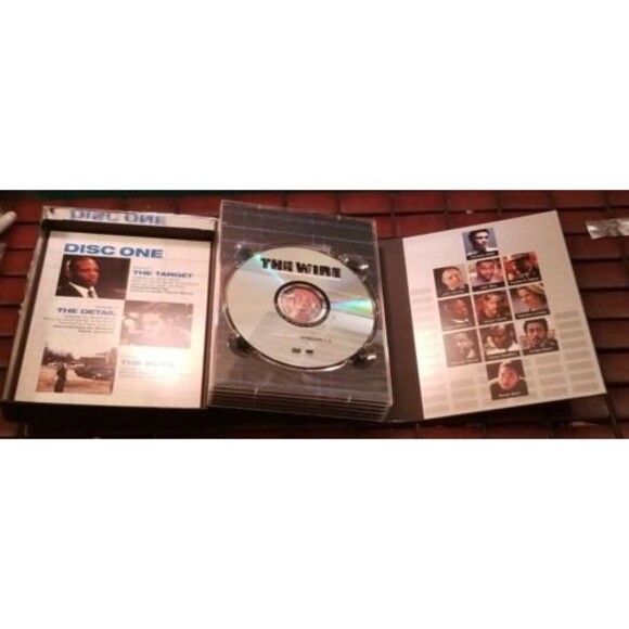 The Wire The Complete First Season DVD 2004 5-Disc Set - Picture 2 of 2